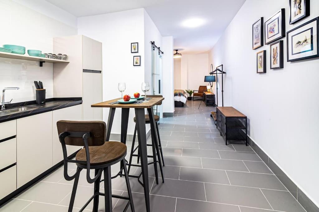 Caramba Freshapartments Малага Экстерьер фото